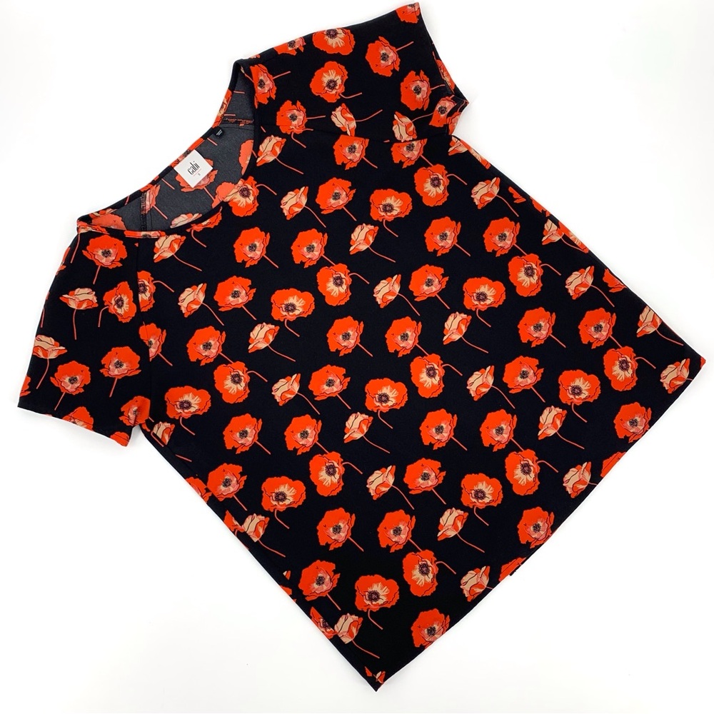 Cabi Flanders Top # 3251, Poppy Printed Short Sleeve Split Back Top, Small
